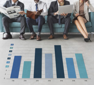 Data chart indicating that a large majority of people actively use credit cards.